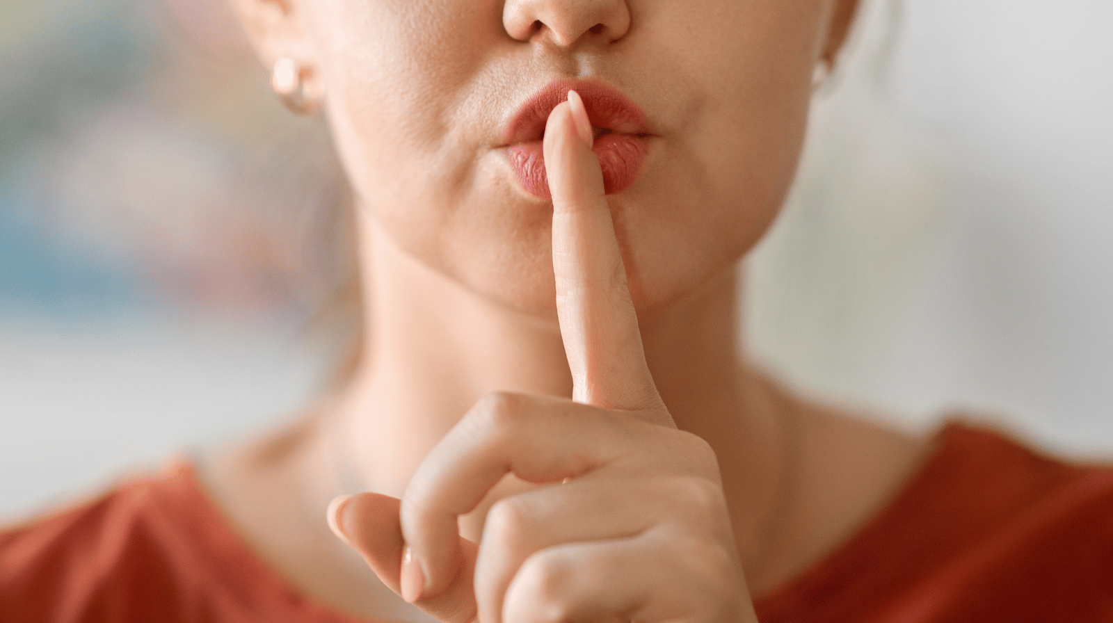 Šest stvari koje nikada ne treba govoriti drugima – ako želiš da ti moć ostane u rukama